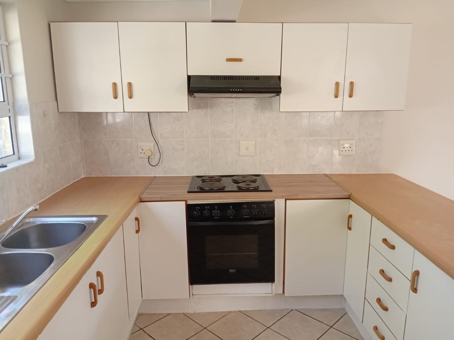 2 Bedroom Property for Sale in Beacon Bay North Eastern Cape